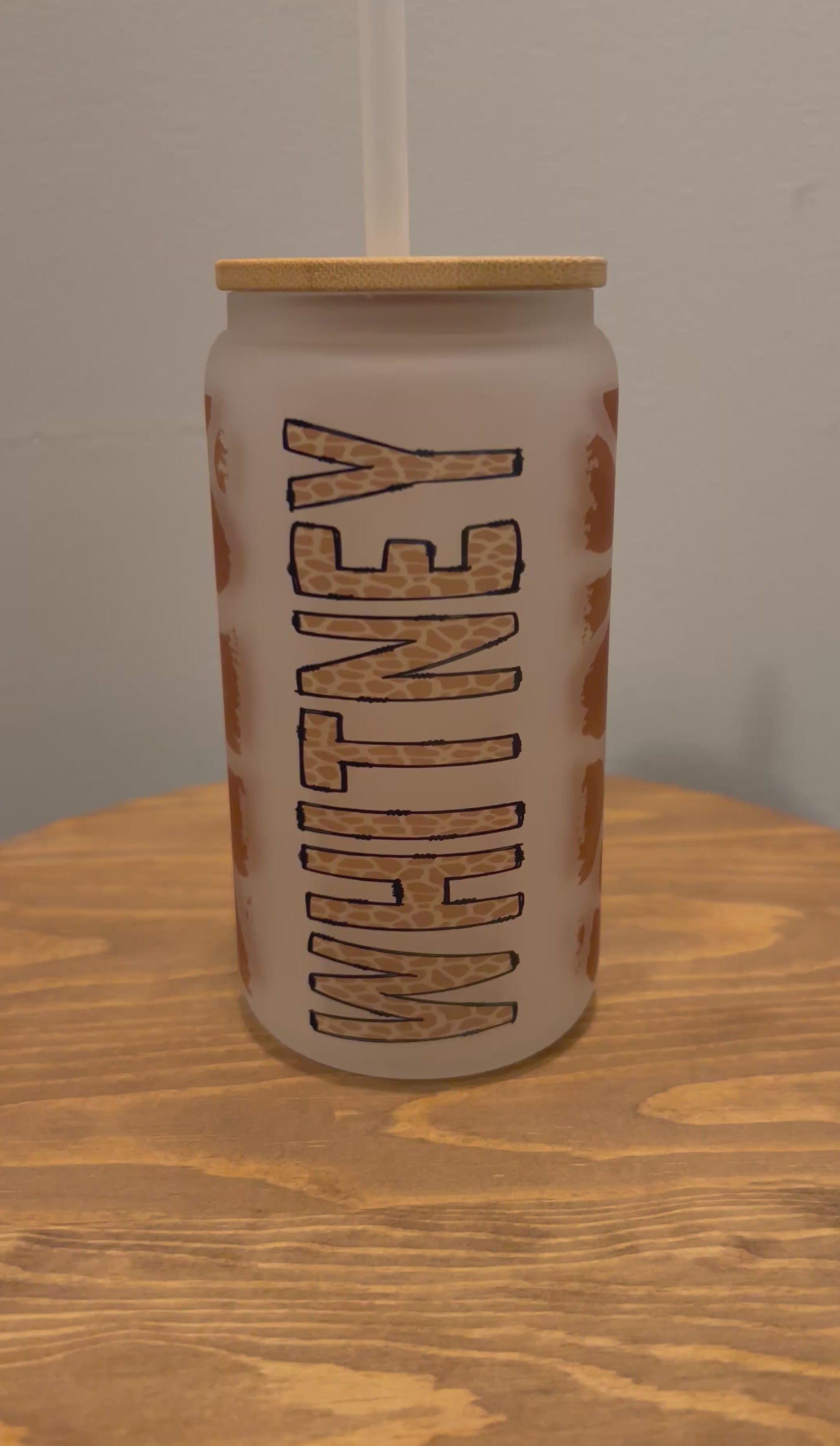 Giraffe- Custom Name - Glass Tumbler